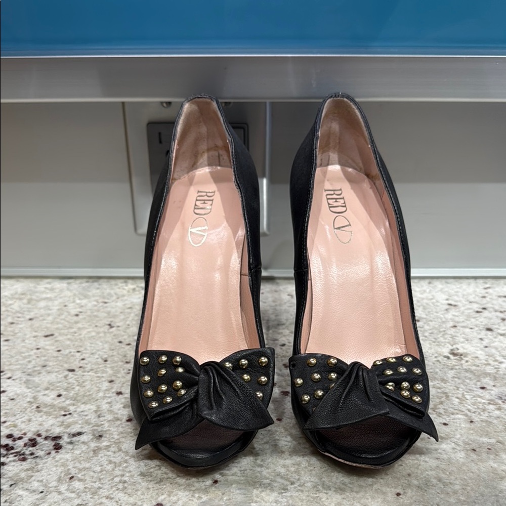 Red Black Peep Toe Heels with Bow
